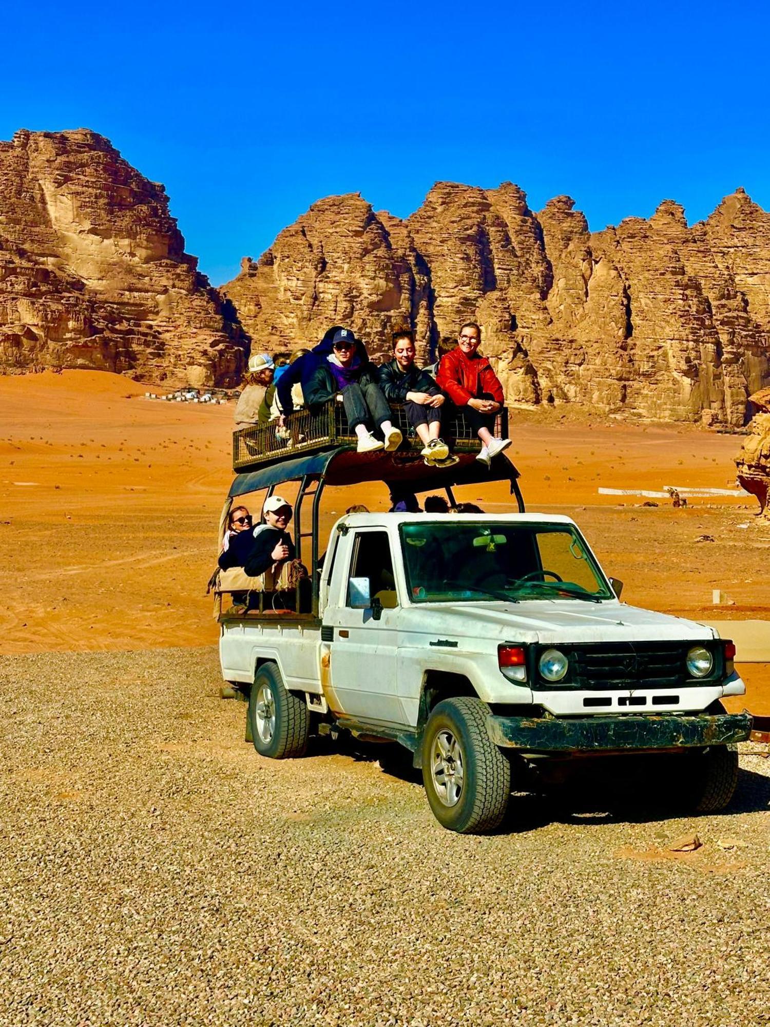 Nael Bedouin Luxury Camp Wadi Rum Luaran gambar